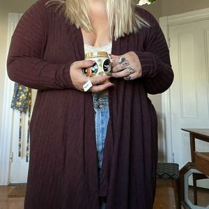 ribbed maroon speckled cardigan